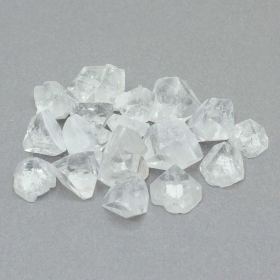 Pointes d\'Apophyllite de Taille Moyenne (12-20 mm) - 100 g