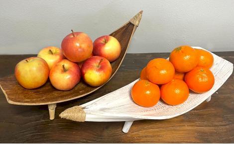 Ensemble de Corbeille de fruits en feuille de coco.