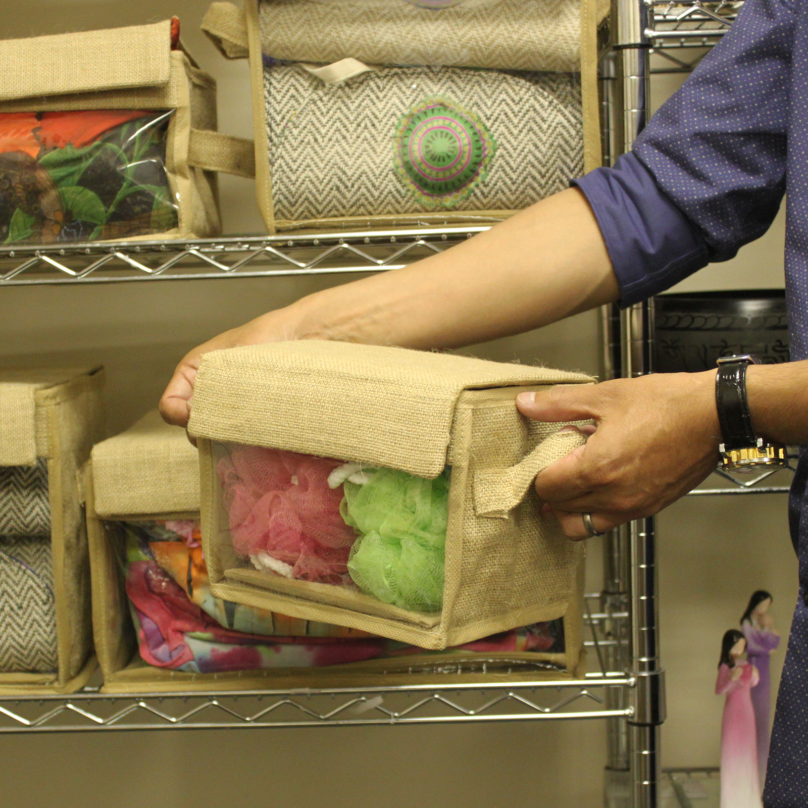 Panier de rangement en jute