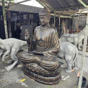 Très Grandes Statues de Bouddha